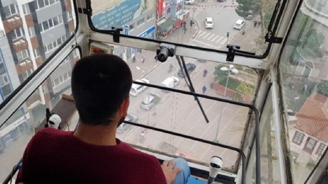 5 yıldır kule vinç operatörlüğü yapan Ramazan Demir, mesleğinin zorluklarını anlattı.