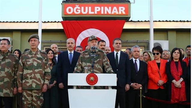 Cumhurbaşkanı Erdoğan ve Sanatçılar Mehmetçik ile buluştu.