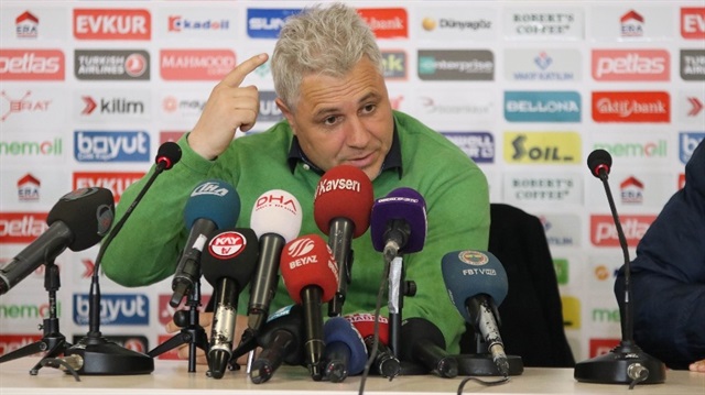 ​Kayserispor Teknik Direktörü Marius Sumudica, maç sonrası yaptığı açıklamada istifa sinyali verdi.
