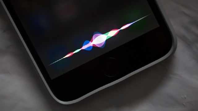 Apple, Siri'yi geliştirmek için yeni mühendisleri işe alıyor