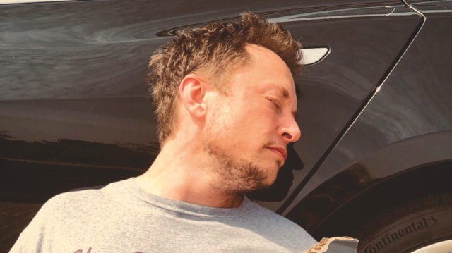 Space X'in kurucusu ve Tesla otomotiv şirketinin sahibi Elon Musk