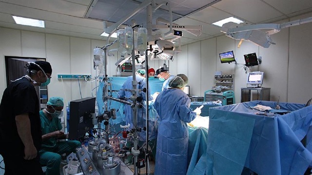 Doğunun sağlık merkezi haline gelen hastaneye Türkiye'nin her yerinden, İran ve Azerbaycan da hastalar geliyor.