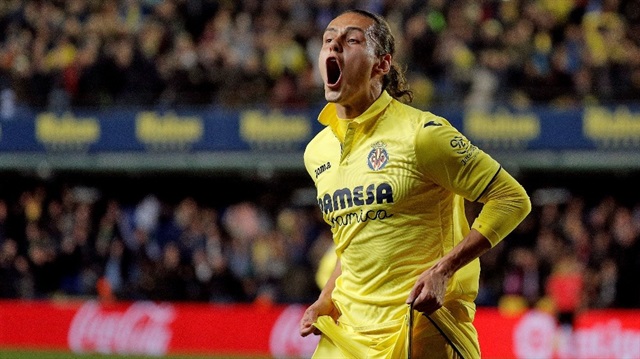 Enes Ünal, Villarreal forması altında çıktığı 25 resmi maçta 6 gol attı, 3 de asist yaptı. 