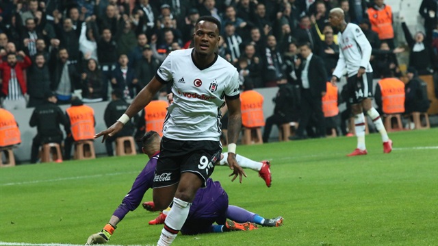 Cyle Larin, Beşiktaş formasıyla çıktığı ilk maçta gol atmayı başardı.