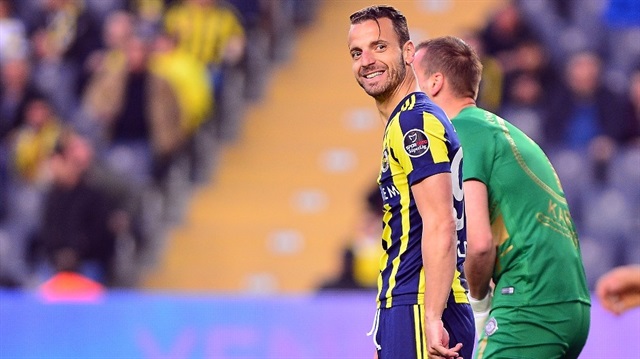 Fenerbahçe, Soldado'nun da gol attığı maçta Osmanlıspor'u 2-0 mağlup etti.