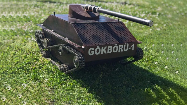 Geliştirilen tank bluetooth ile kontrol edilebiliyor.