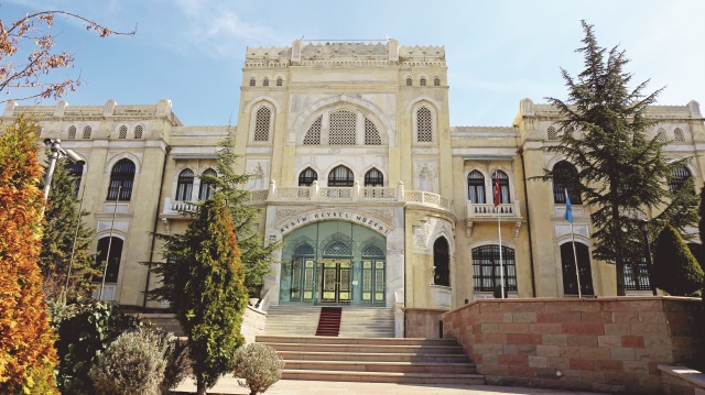 Ankara Devlet Resim Heykel Müzesi restore edilecek. 16 Nisan itibarıyla geçici olarak ziyarete kapatılan müze artık daha yüksek teknolojiyle korunacak.