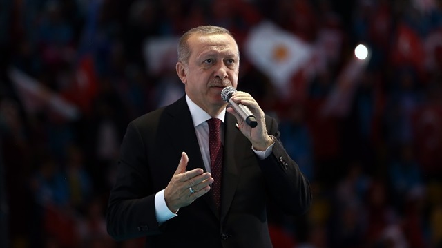 Cumhurbaşkanı Recep Tayyip Erdoğan: Yatırım destekli teşvik sisteminden yatırımcıyı yüksek faizden kurtarmak hayati bir öneme sahip.