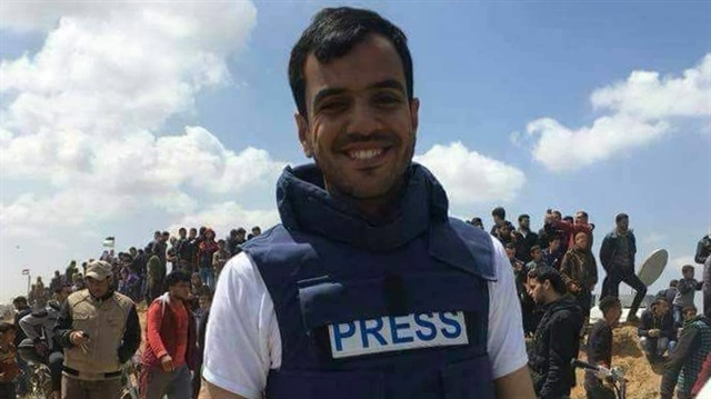 Cuma günü şehit edilen gazeteci Yasir Murteca’nın vücutta parçalanan mermi ile vurulduğu tespit edildi. 