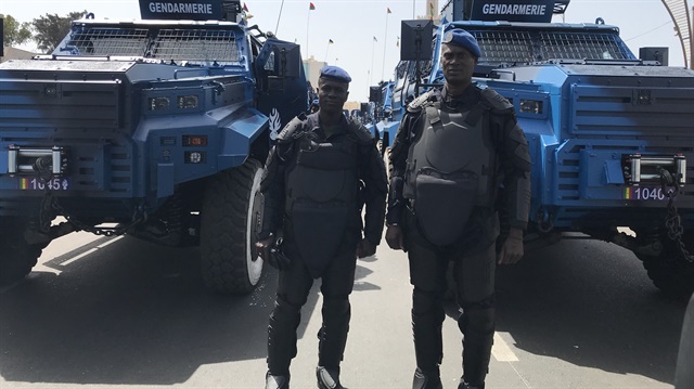 Senegal Cumhurbaşkanı Macky Sall'ı Türk zırhlısı "Ejder Yalçın"lar korudu.