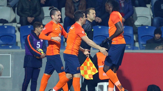 Napoleoni bu sezon Başakşehir formasıyla çıktığı 27 maçta 4 gol atarken 2 de asist kaydetti.