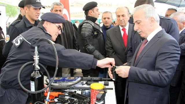 Polis Teşkilatı’nın kuruluşunun 173. Yıldönümü dolayısıyla düzenlenen etkinlikler kapsamında, Kayseri protokolü polis sergisini gezdi.