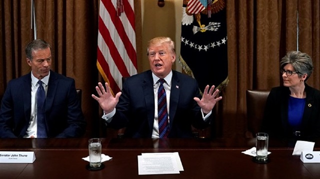 بعد الوعيد وإعلان الحرب.. ترامب ينهي اجتماعه دون قرار