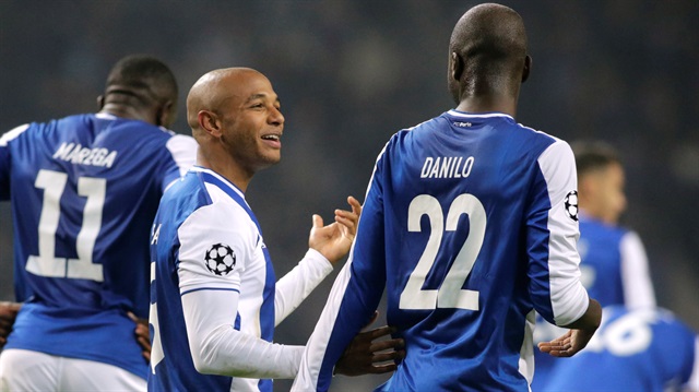 Brahimi'nin 2019 yılına kadar Porto ile sözleşmesi bulunuyor.