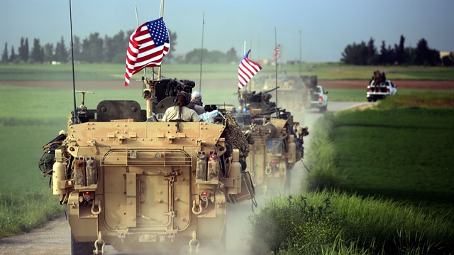 ABD, Türkiye'nin askeri operasyonunu engellemek amacıyla Suriye'nin birçok bölgesinde kalkan görevi üstleniyor.
