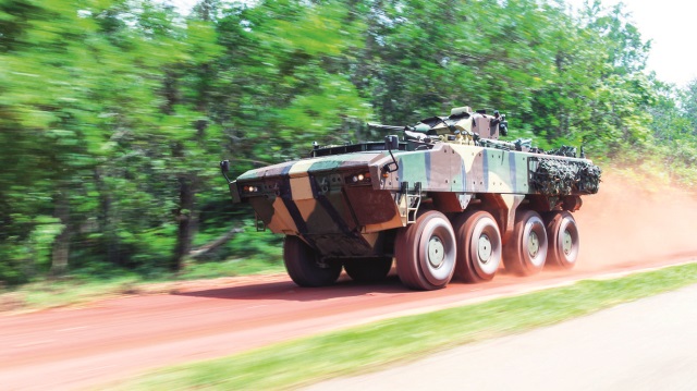 257 adetlik 8x8 Tekerlekli Zırhlı Araç Projesi kapsamında teslimatlar sürüyor.