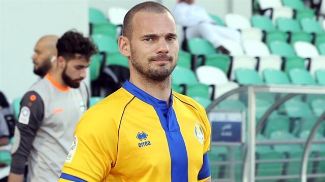 Sneijder, Al-Gharafa formasıyla ligde çıktığı 11 maçta 9 gol kaydetti.