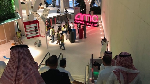 Suudi Arabistanlılar ilk sinema salonuna kavuştu