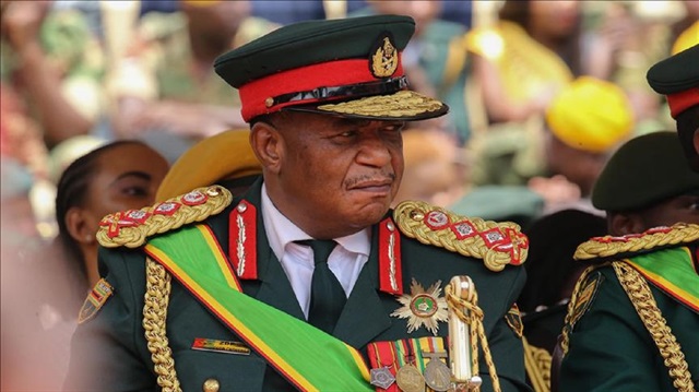 Zimbabwe’s vice president fires 16,000 striking nurses