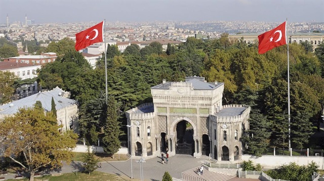 İstanbul Üniversitesi dahil 10 büyük üniversite bölünerek 15 yeni üniversite kurulacak.
