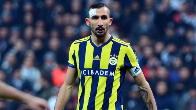 Mehmet Topal'ın Beşiktaş derbisinde kafasında açılma meydana gelmişti.