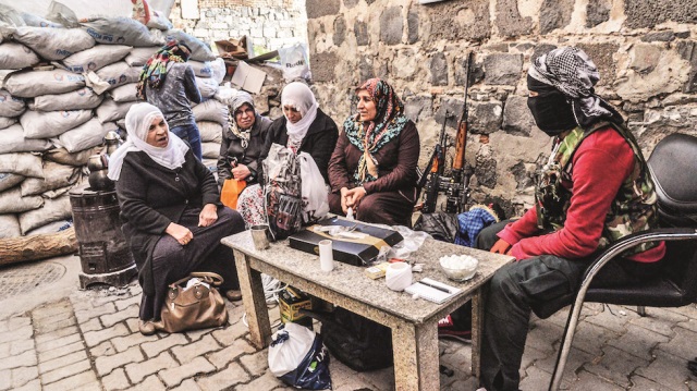 A.A., terör örgütü PKK’nın, şehir yapılanmasına 'siyaset akademisi' adı altında örgütsel eğitimler verdiğini belirtti.