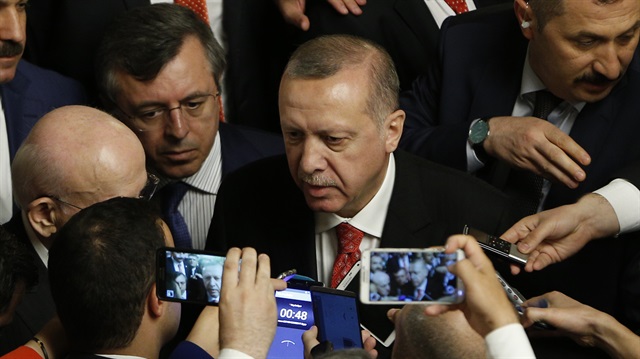 Cumhurbaşkanı Recep Tayyip Erdoğan, TBMM resepsiyonunda basın mensuplarının sorularını yanıtlarken..