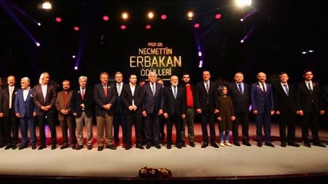 Saadet Partisi İstanbul İl Başkanlığı tarafından 'Prof. Dr. Necmettin Erbakan Ödülleri' töreni yapıldı.