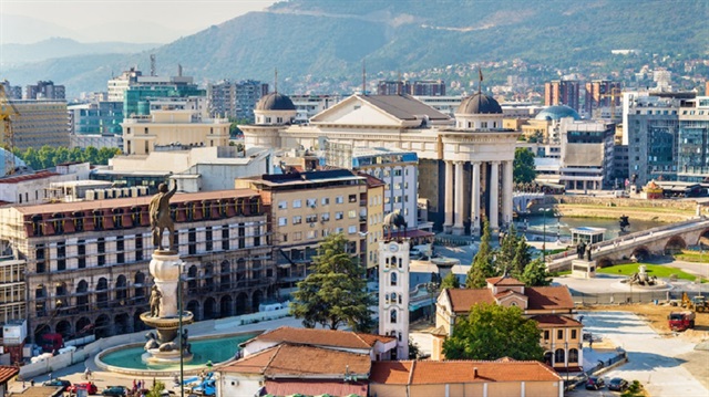 Yunanistan ile komşu olan Makedonya'nın nüfusu 3 milyona yaklaştı