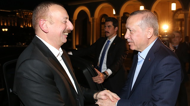 رئيس أذربيجان يصل أنقرة في زيارة رسمية ويلتقي الرئيس أردوغان