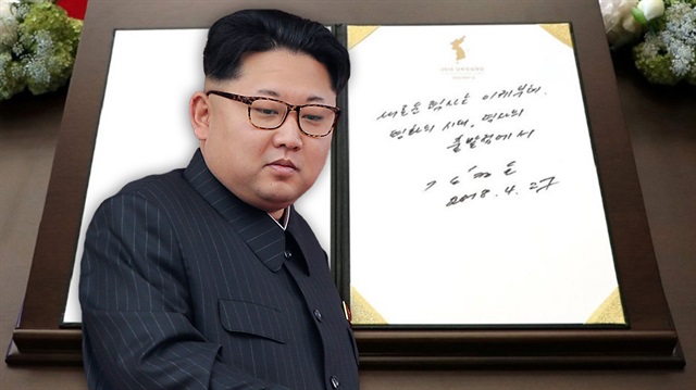 Kuzey Kore lideri Kim Jong-un, Güney Kore'de ziyaretçi defterine imza attı.