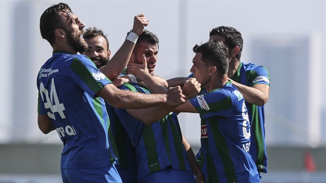 Çaykur Rizespor, 1 sezonluk aranın ardından Süper Lig'de mücadele etmeye hak kazandı.