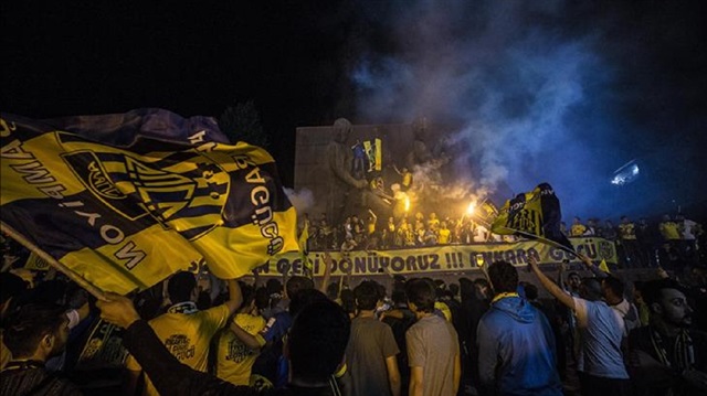 Ankaragucu fans on Sunday evening celebrated their team for advancing to Turkey's Super Lig at July 15 National Will Square in Kizilay in capital Ankara (