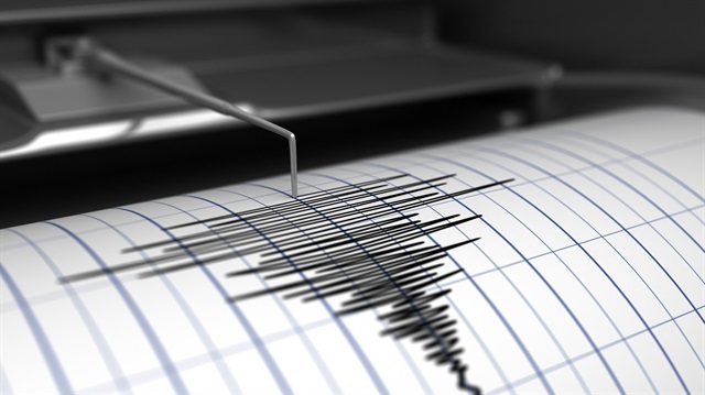 Deprem saat 07.03'te meydana geldi.