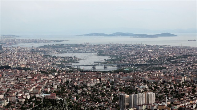 Arsanın evin satış fiyatına oranı New York'ta yüzde 30'lar, İstanbul'da yüzde 50-60'lar civarında.