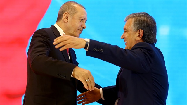 Cumhurbaşkanı Erdoğan Özbekistan Mirziyoyev ile Özbekistan-Türkiye İş Forumu'na katıldı.