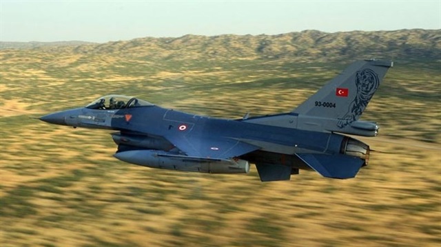 Türk Silahlı Kuvvetlerince, Irak'ın kuzeyindeki Avaşin-Basyan bölgesine düzenlenen hava harekatında 2 terörist etkisiz hale getirildi.