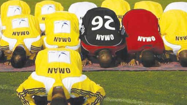 İslam coğrafyasını

  futbolla bağlayalım