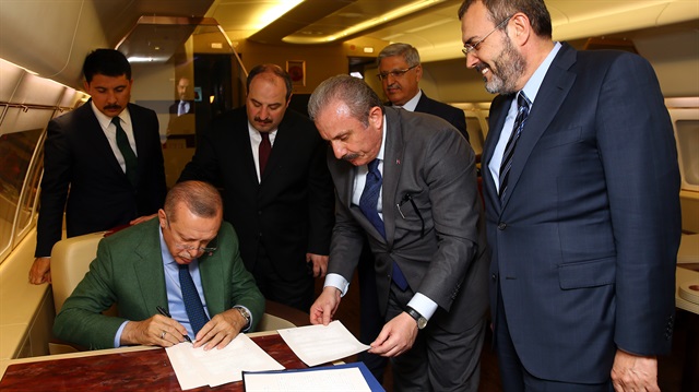 Cumhurbaşkanı Erdoğan, Cumhur İttifakı Protokolü'nü Güney Kore dönüşünde uçakta imzalamıştı.