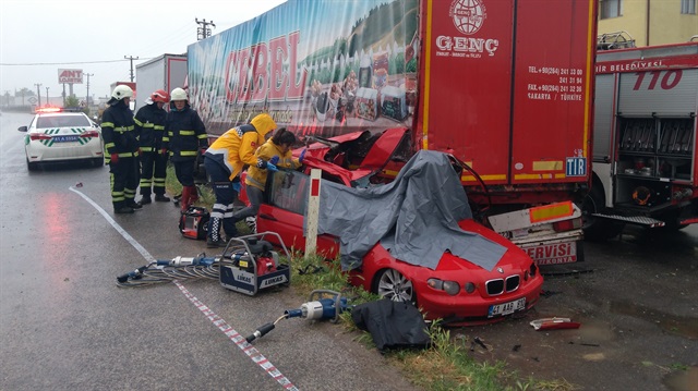 Kocaeli'nde meydana gelen kazada 1 kişi öldü, 1 kişi yaraladı.