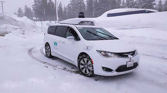 Google'ın sürücüsüz otomobilleri karlı havalar için hazır