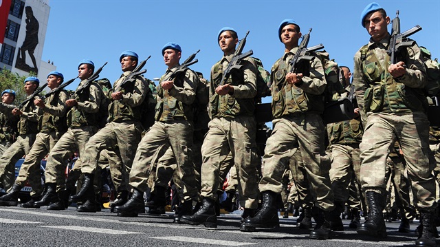 Milli Savunma Bakanı Nurettin Canikli bedelli askerlikle ilgili soruya cevap verdi. 