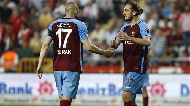 Burak Yılmaz Trabzonspor'un son iki maçında sahada olamayacak.