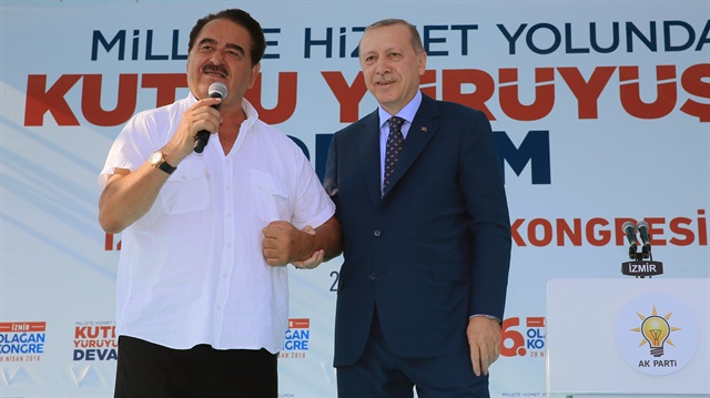 İbrahim Tatlıses, Cumhurbaşkanı Erdoğan'ın İzmir'de yaptığı mitinge katılmıştı. 