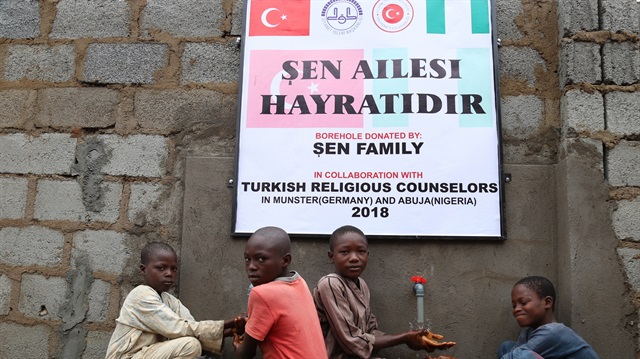 وقف الديانة التركي يفتتح بئري ماء في نيجيريا
