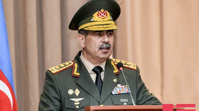 Bakan Hasanov, 26 Haziran'da Azerbaycan ordusunun 100. kuruluş yıl dönümünün görkemli etkinliklerle kutlanacağını açıkladı. 