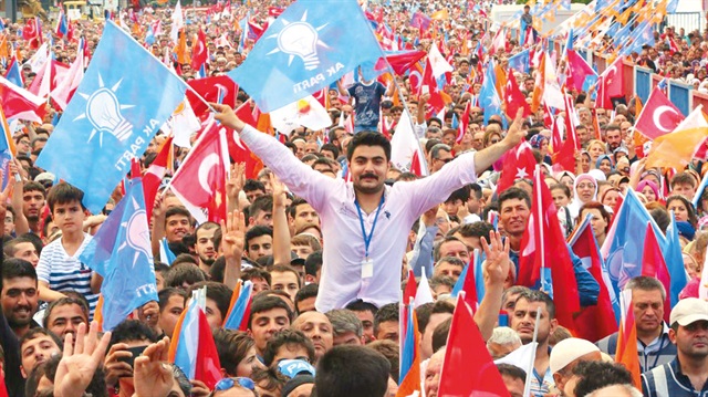 Milletvekili adayı olabilmek için AK Parti’ye 7 bin 39 kişi başvurmuştu.