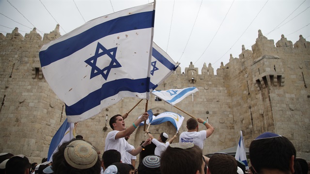 Yahudi yerleşimciler, Mescid-i Aksa yakınlarında provokatif gösteriler düzenledi. 