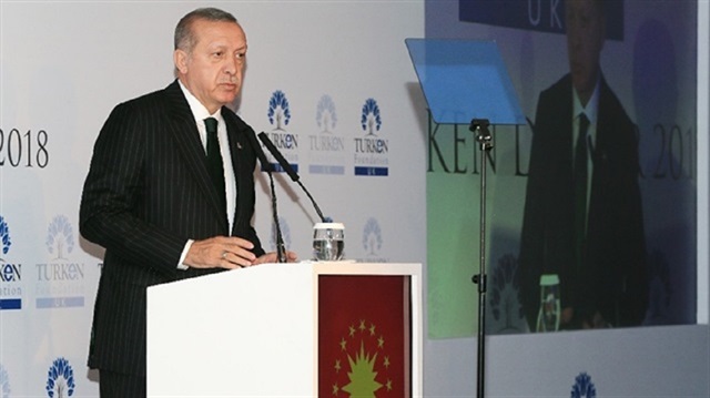 أردوغان يحذّر من أزمة اللاجئين ويشيد بمواقف لندن تجاه أنقرة