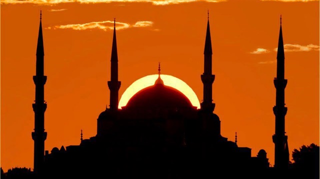Eskişehir 2018 imsakiyesi belli oldu. Buna göre Eskişehir'de 17 Mayıs Perşembe akşamı iftar saat 20.14'te açılacak. 